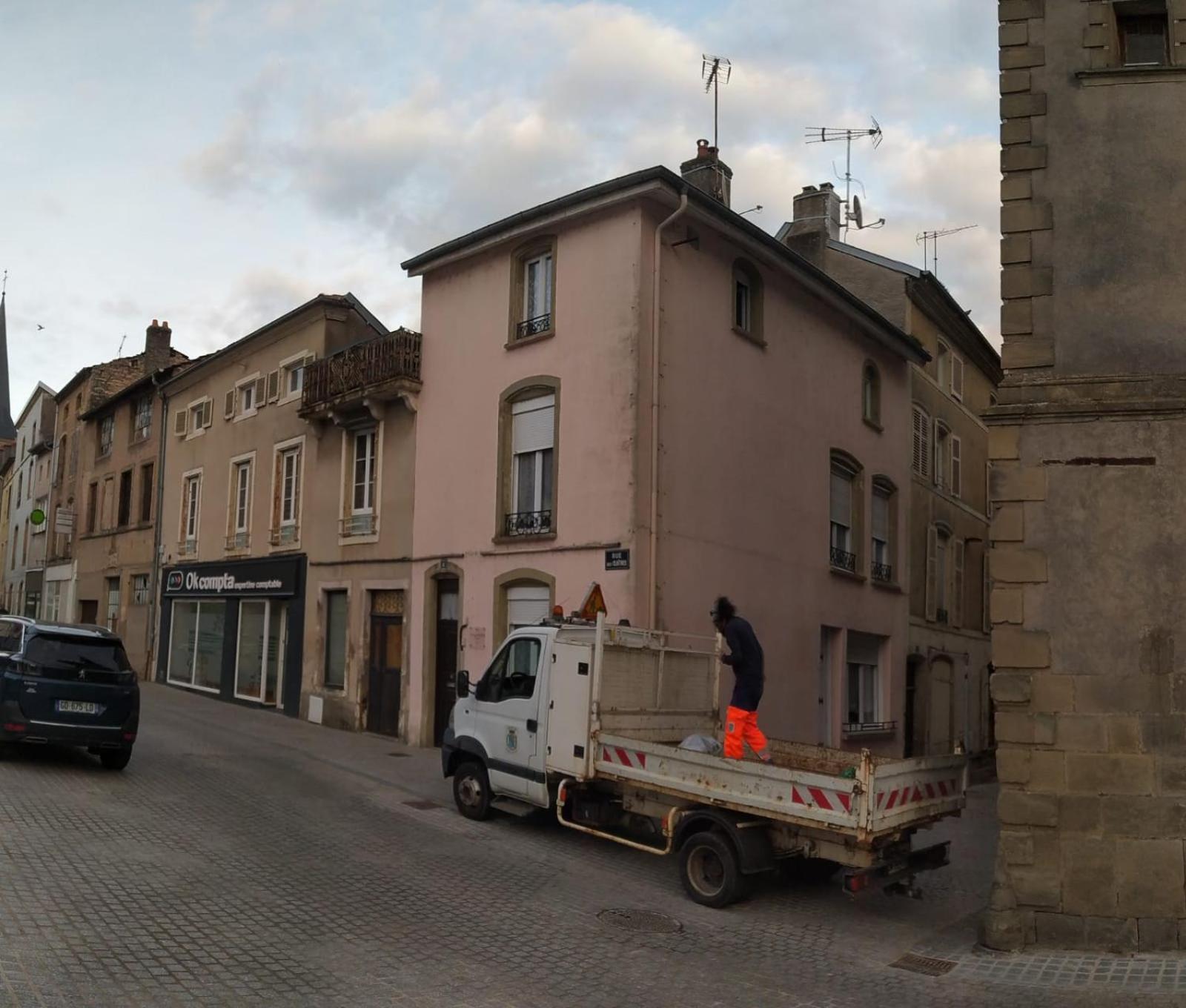 Au Cloitres Apartment Mirecourt Exterior photo